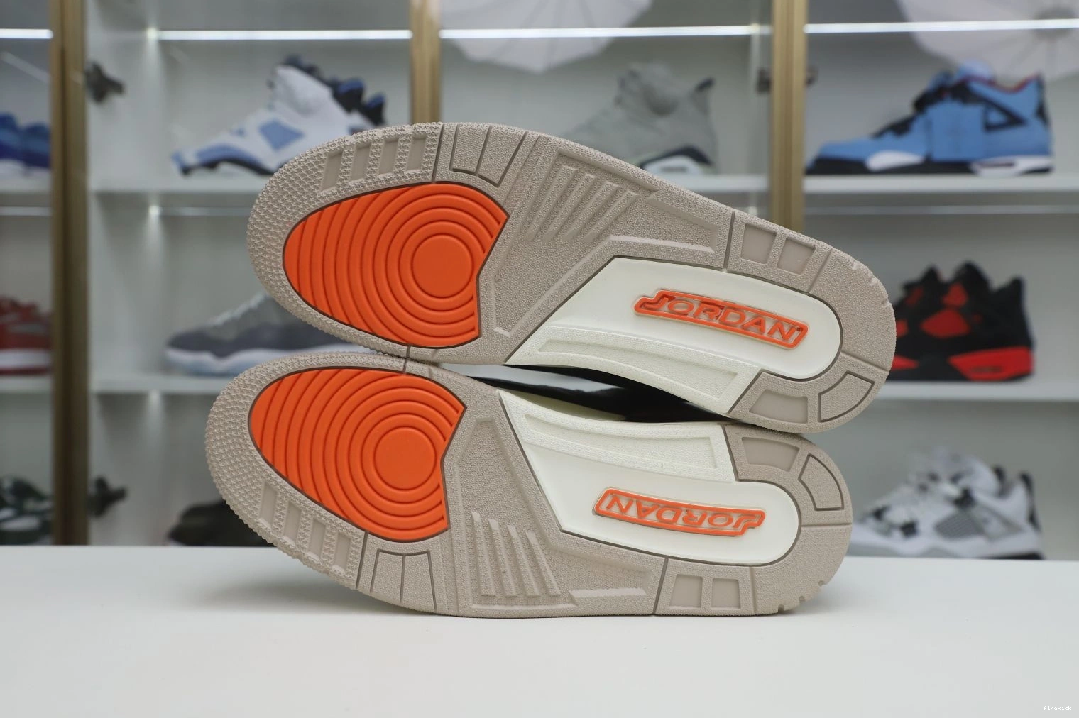 CEMENT DESERT JORDAN CT8532 AIR 3 1106